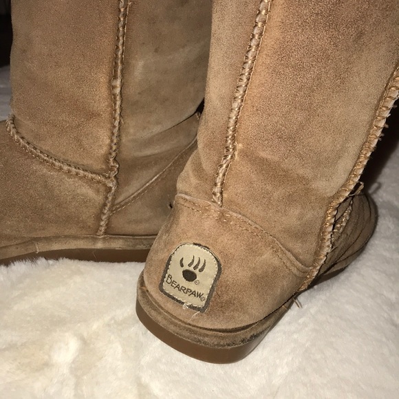 Bearpaw boots🐾 - Picture 2 of 3